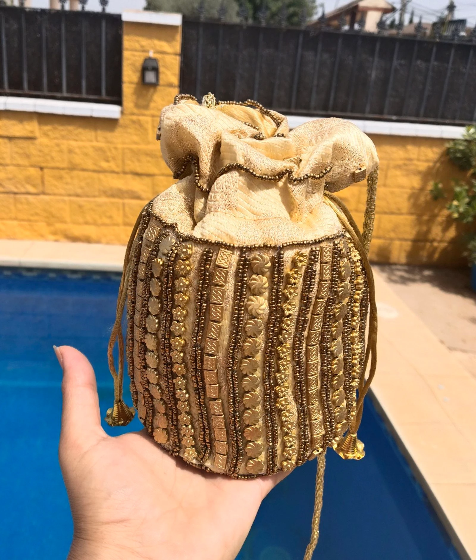 Bolsito bombonera dorado – photo 4